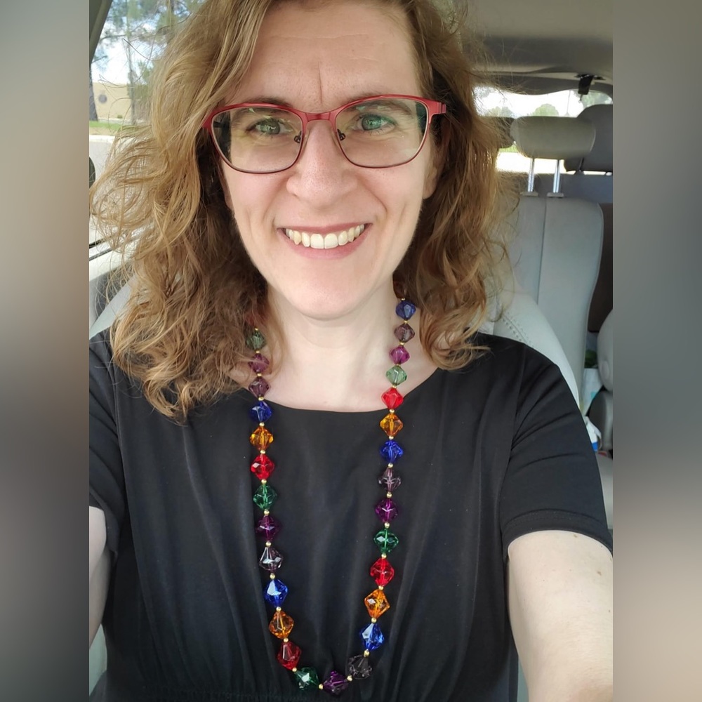 Meet your Posher, Laura